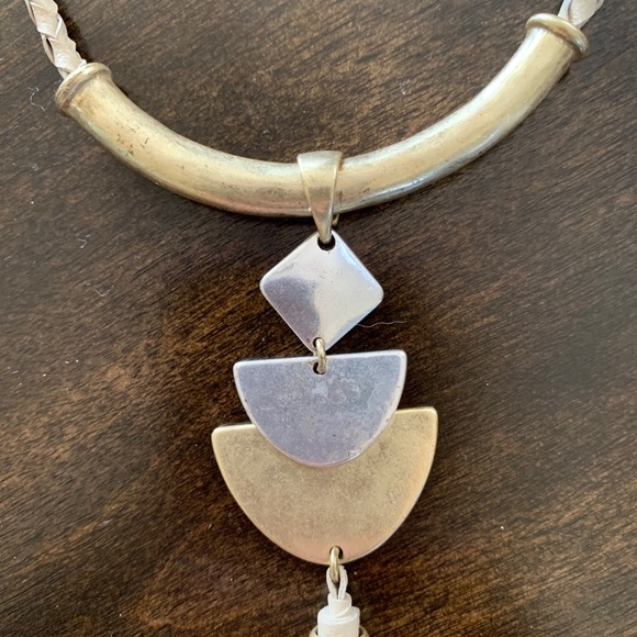 Boho leather & mixed metal pendant necklace - Picture 2 of 3